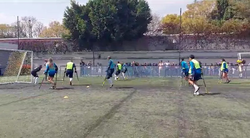 Jugadores y jugadoras participaron en una 'cascarita'