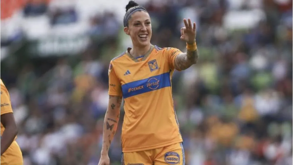 Jenni Hermoso celebra un gol con Tigres