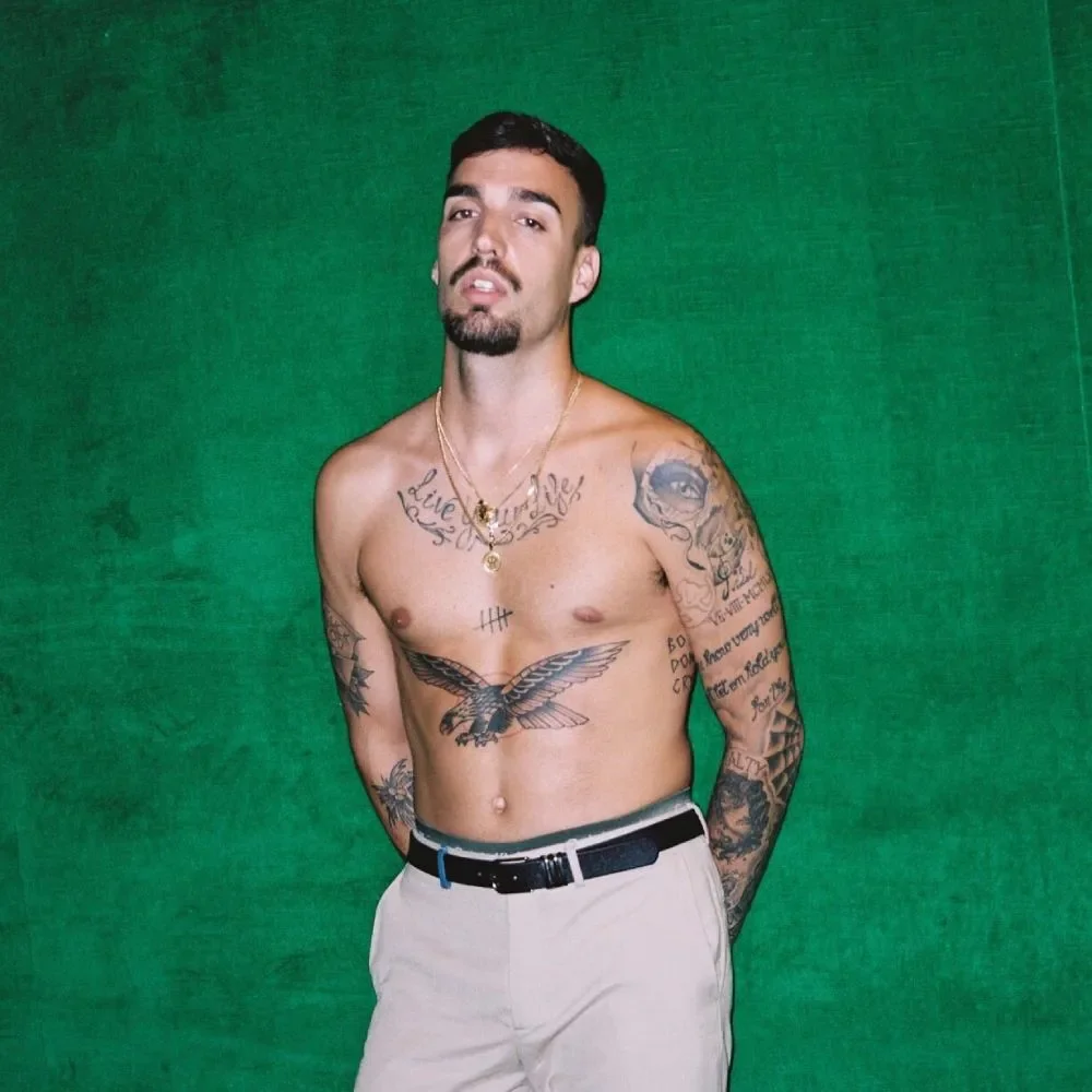 FB: @relsbofficial El español ha publicado una nueva canción en sus plataformas.