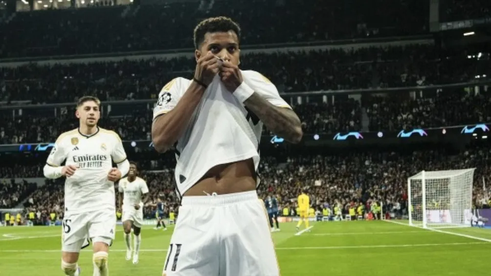 Rodrygo celebra gol con el Real Madrid
