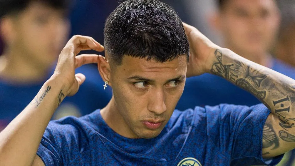 MEXSPORT Leo Suárez previo a un partido