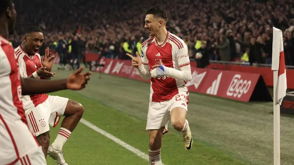 Ajax pegó primero