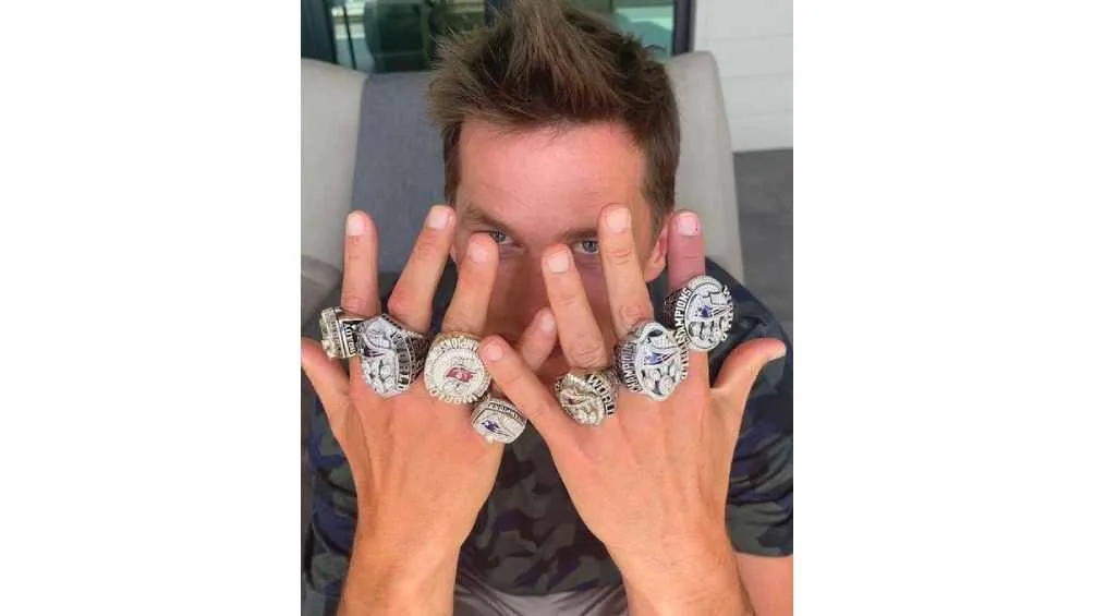 TWITTER @TomBrady Brady es considerado como el GOAT