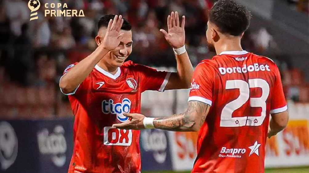 TWITTER @realestelifc Ha tenido jugadores mexicanos