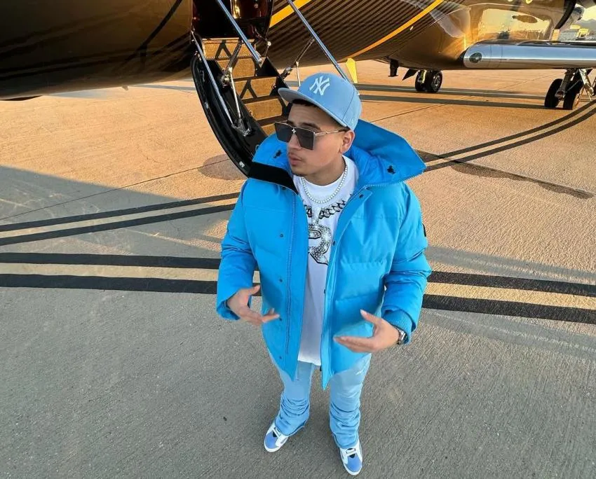 INSTAGRAM: @jesusortizpazfr El cantante