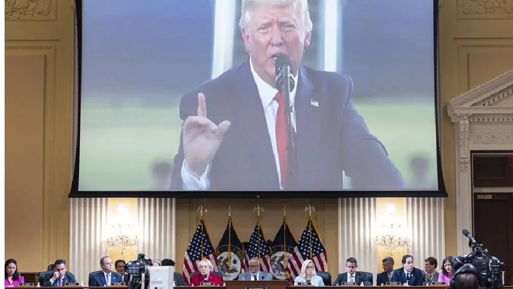 El ex presidente Donald Trump es acusado por varios cargos