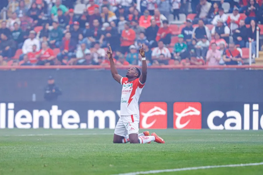 Diber Cambindo anotó doblete ante Toluca