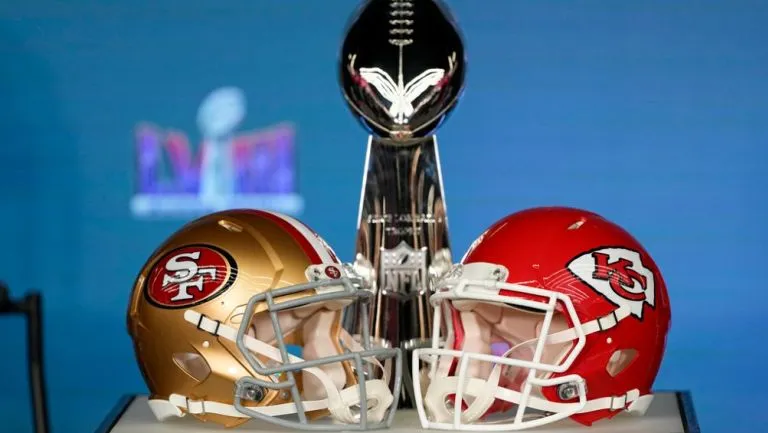 Chiefs y 49ers se enfrentan