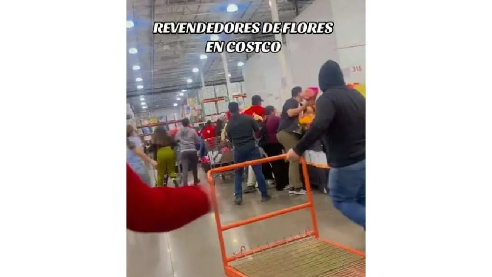 En redes varios criticaron a los clientes y también a la tienda.