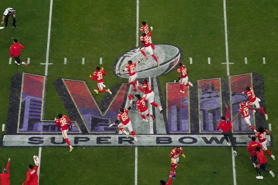 Kansas City se llevó el SB 58 en OT