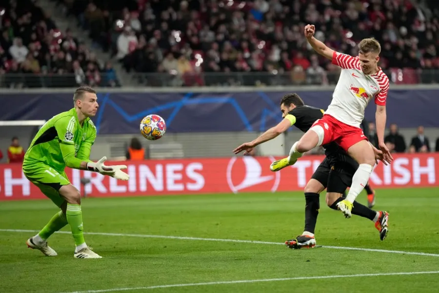 Lunin fue una de las figuras del partido