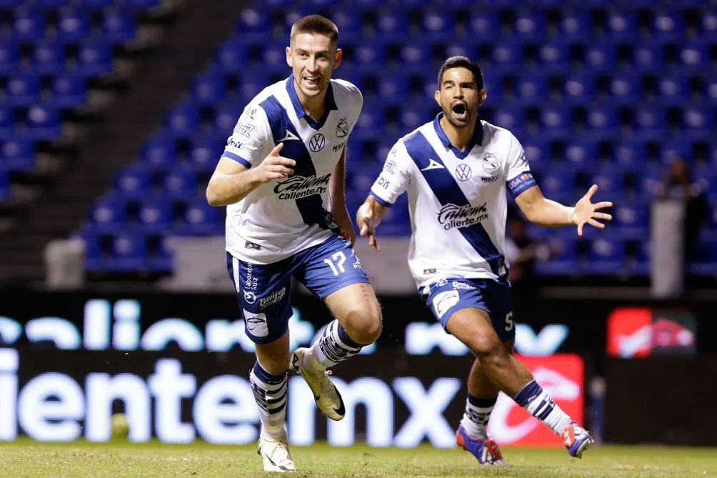 IMAGO 7 Ormeño en celebración con Puebla