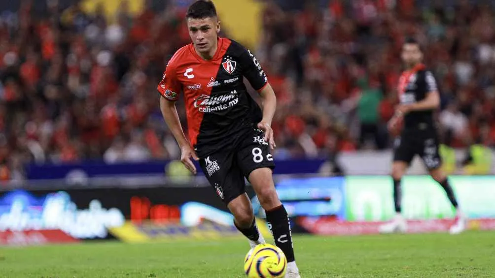 Atlas sancionó a su jugador