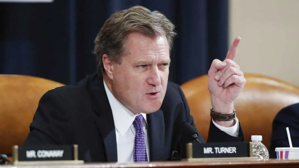 El republicano Mike Turner advirtió que Estados Unidos vive una amenaza.