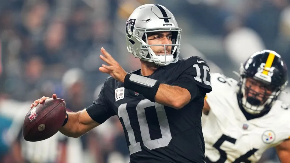 Jimmy G no completo ni una sola campaña con Las Vegas