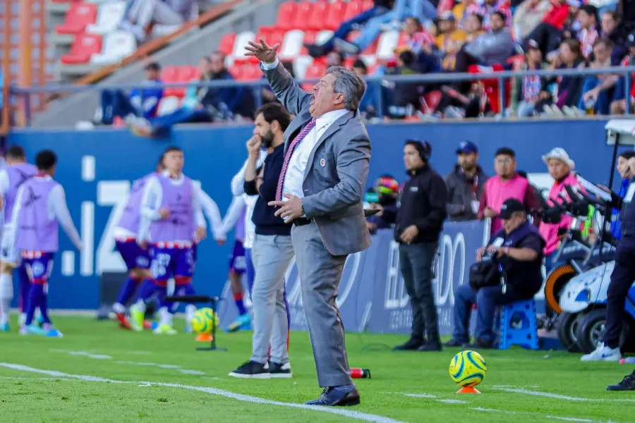 Miguel Herrera en el duelo ante Atlético San Luis
