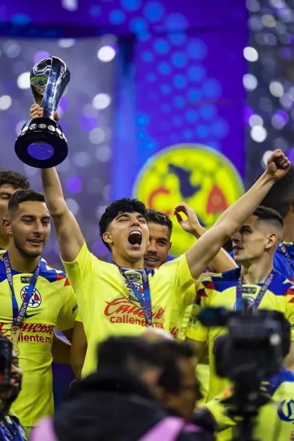 Kevin Álvarez fue campeón con América en el AP2023