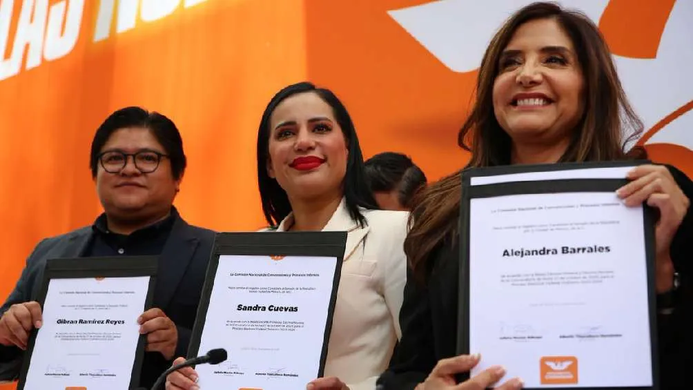 Va en fórmula junto a Alejandra Barrales.