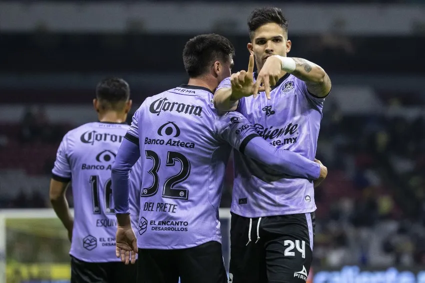 MEXSPORT Momentos del festejo del jugador de los cañoneros