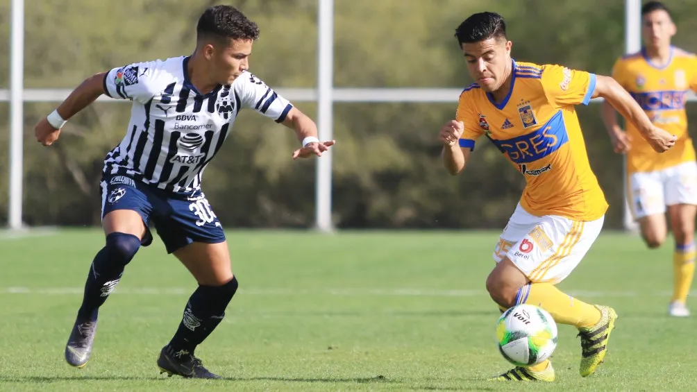 IMAGO7 Paolo Medina en partido con Rayados Sub-20
