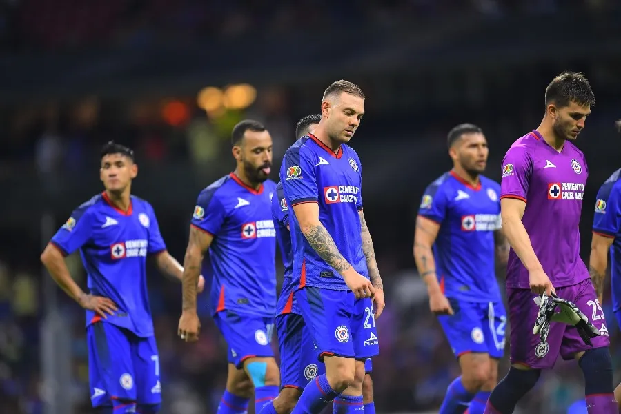 Cruz Azul suma tres derrotas seguidas ante América