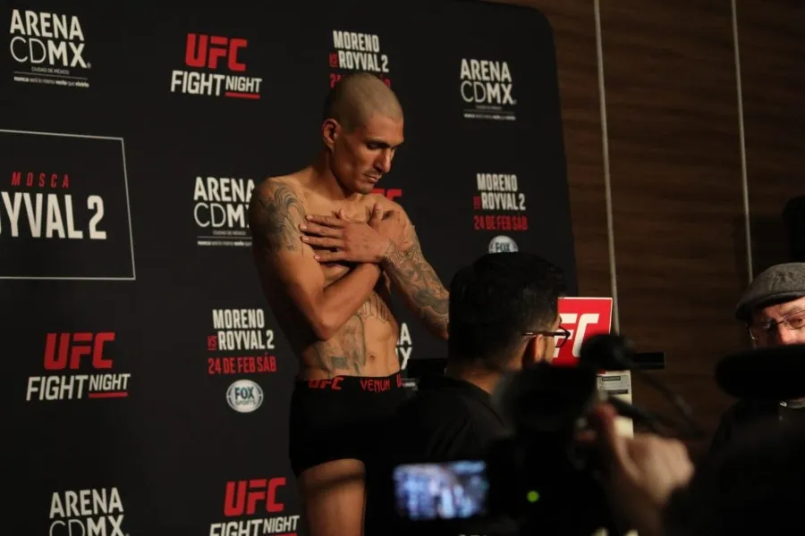 Edgar Chairez, peleador mexicano