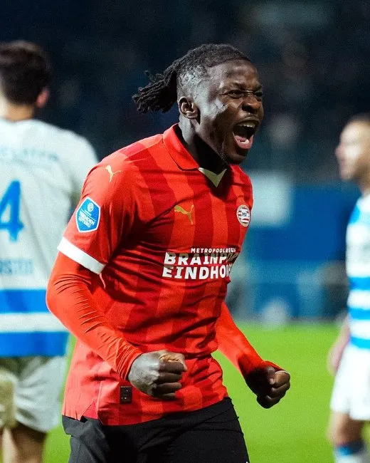 Twitter @PSV Bakayoko festeja uno de sus goles