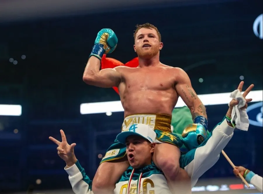 'Canelo' Álvarez con Eddy Reynoso