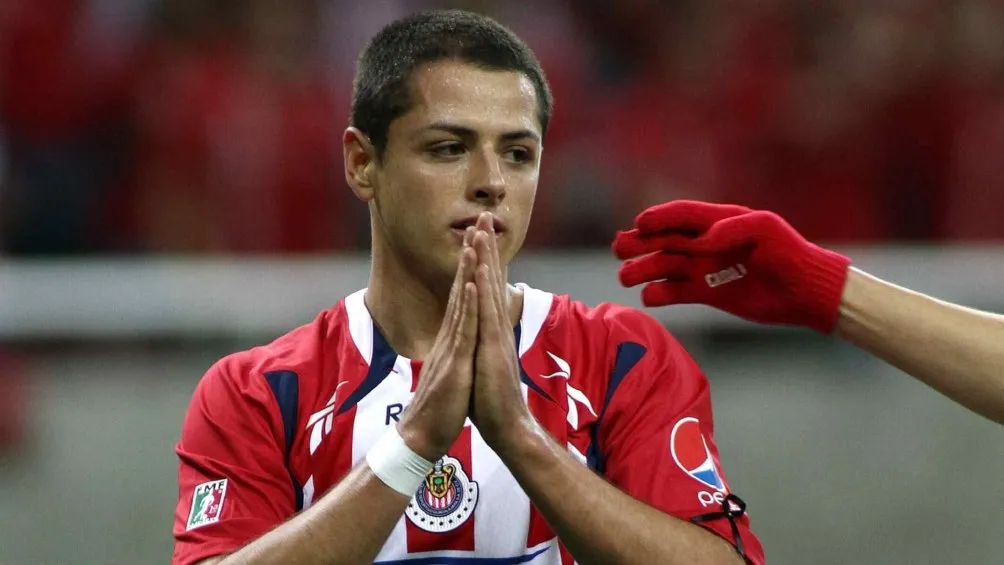 Javier Hernández en su última partido con Chivas en 2010