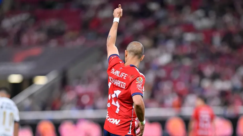 Chicharito se encuentra recuperado de su lesión de ligamentos