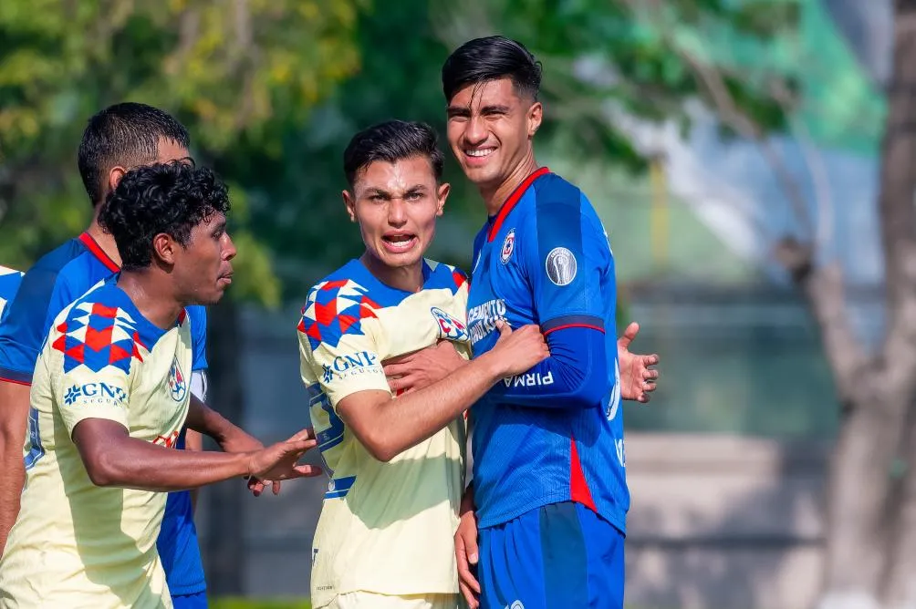Cruz Azul ganó ante América en Coapa