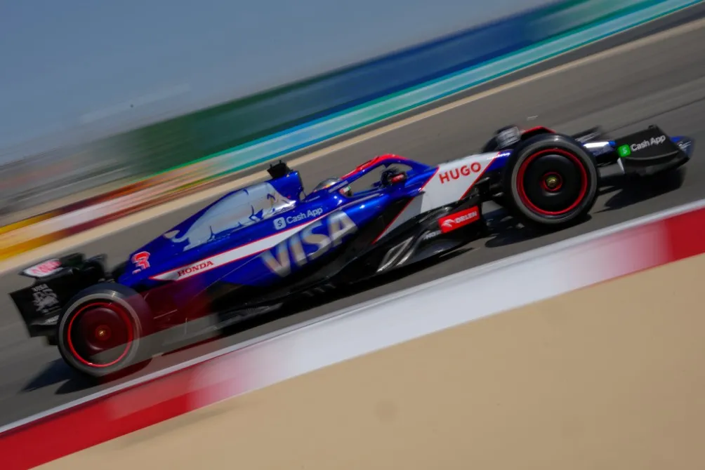 El VCARB de Ricciardo en la pretemporada 2024