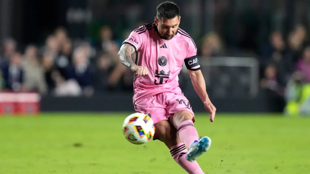 AP Messi no marcó gol en el primer partido de la temporada