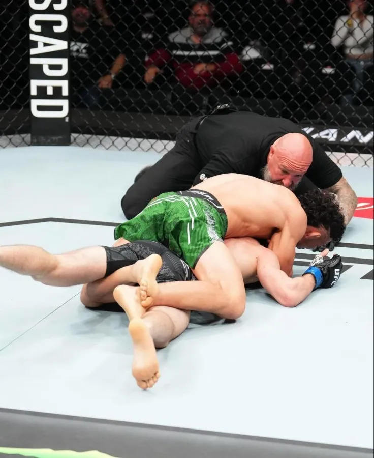 INSTAGRAM: @ufc Luis Ronaldo “Lazy Boy” Rodríguez venció a Cris Bondar