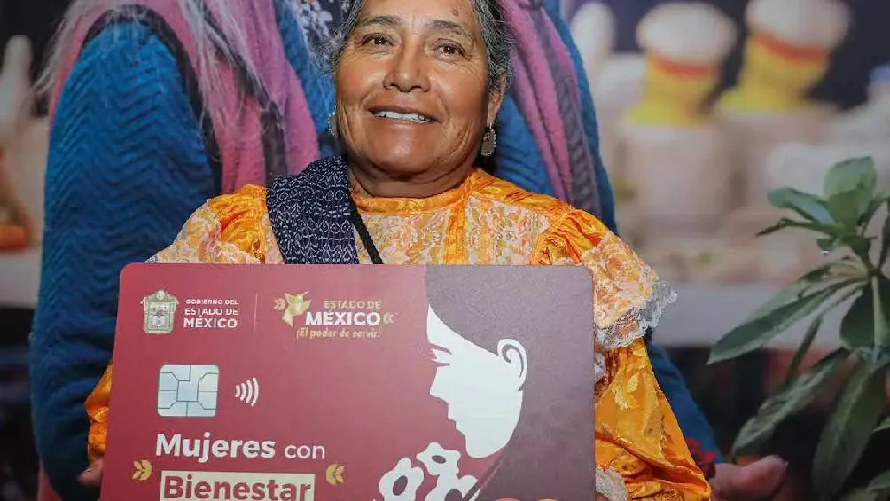 Las beneficiarias de Mujeres con Bienestar recibirán un pago triple de 7 mil 500 pesos del 26 al 28 de febrero Foto Gobierno de México