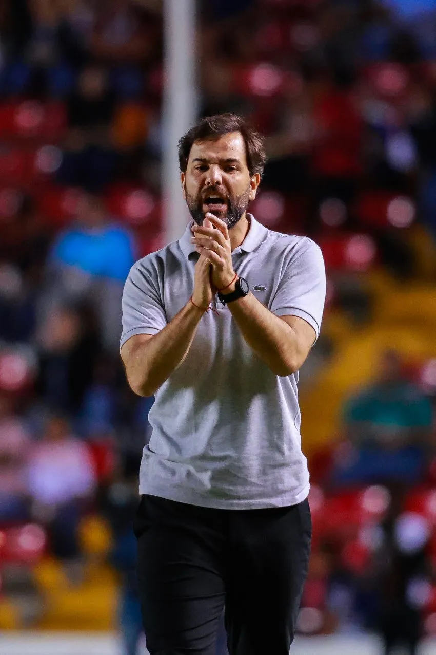 Gustavo Leal en la derrota de San Luis vs Gallos