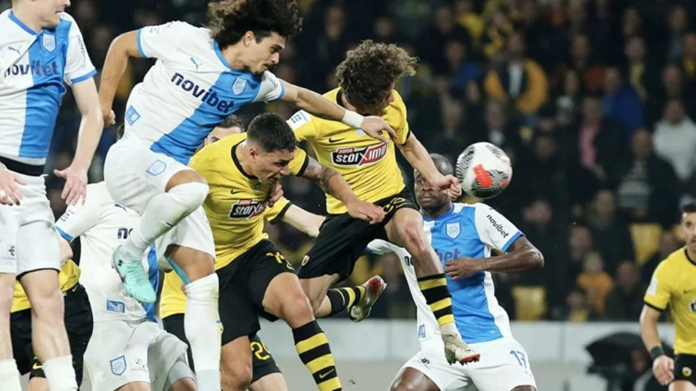 Imágenes del AEK vs Giannina