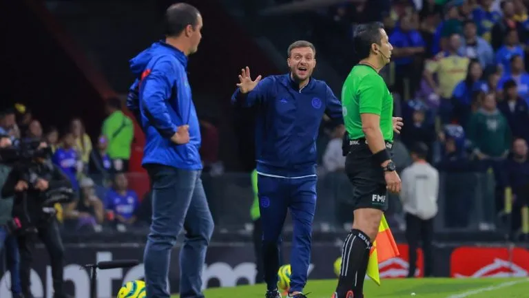 Anselmi en el partido ante América