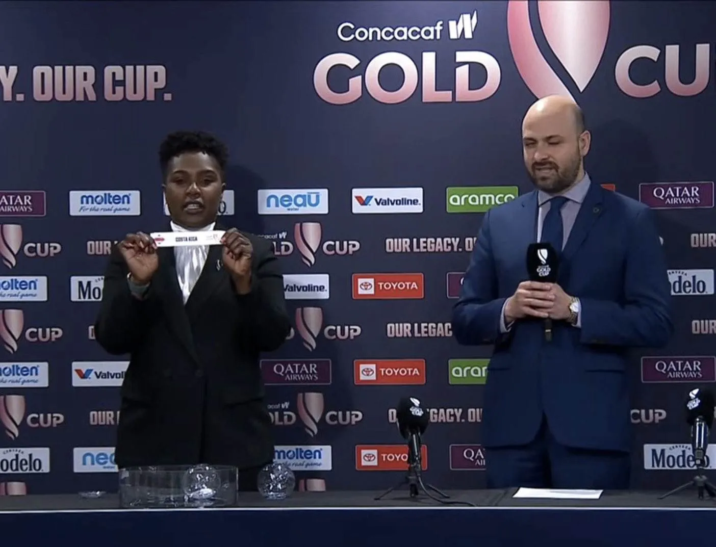 Costa Rica avanzó por sorteo