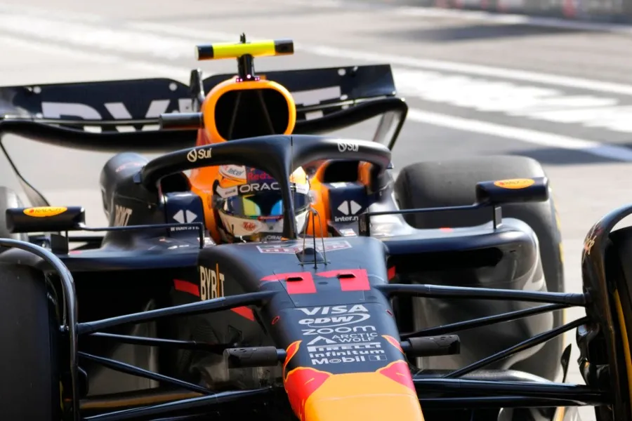 Sergio Pérez en el RB20