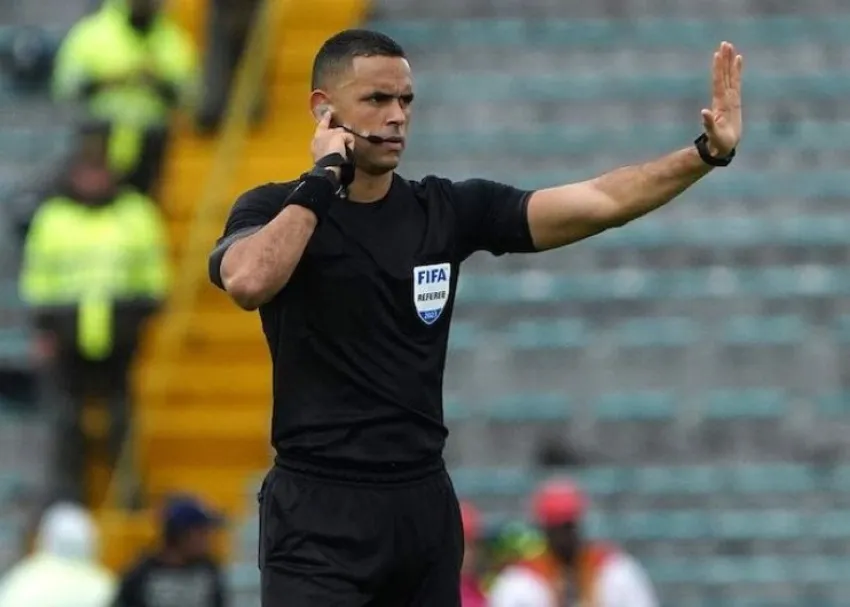 CAPTURA DE PANTALLA: X Ortega silbó el pasado viernes en el futbol colombiano