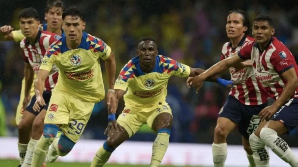 MEXSPORT América y Chivas en un Clásico Nacional
