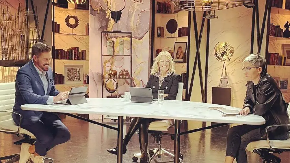 'La Micha' explicó el movimiento que se dio en el podcast 'Me lo dijo Adela'.