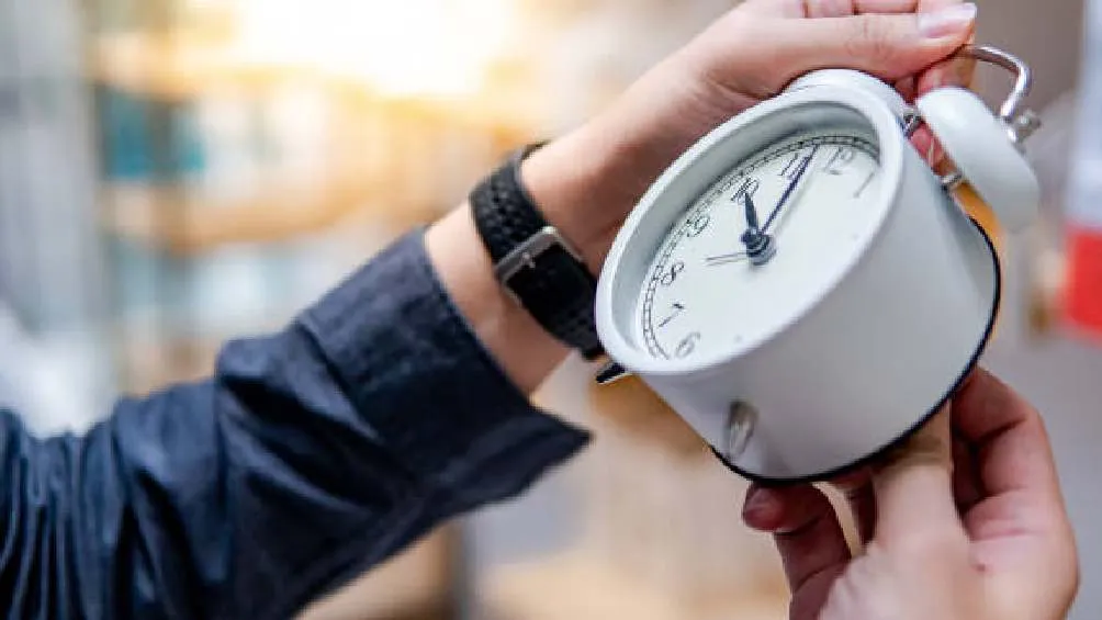 En estados y municipios fronterizos con Estados Unidos sí se debe adelantar una hora el reloj.