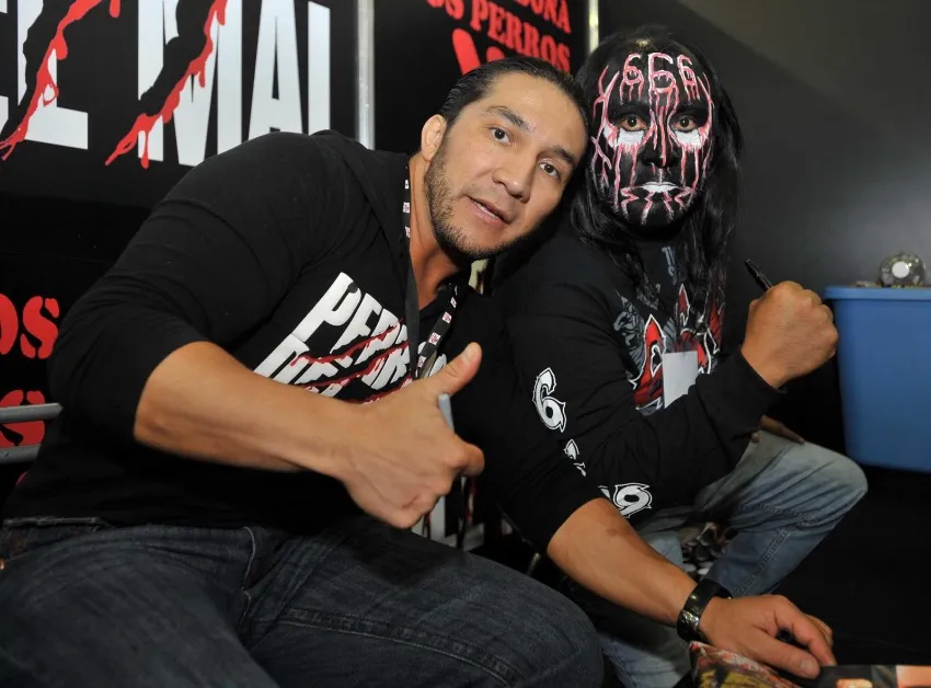 Damián 666 junto al Hijo del Perro Aguayo