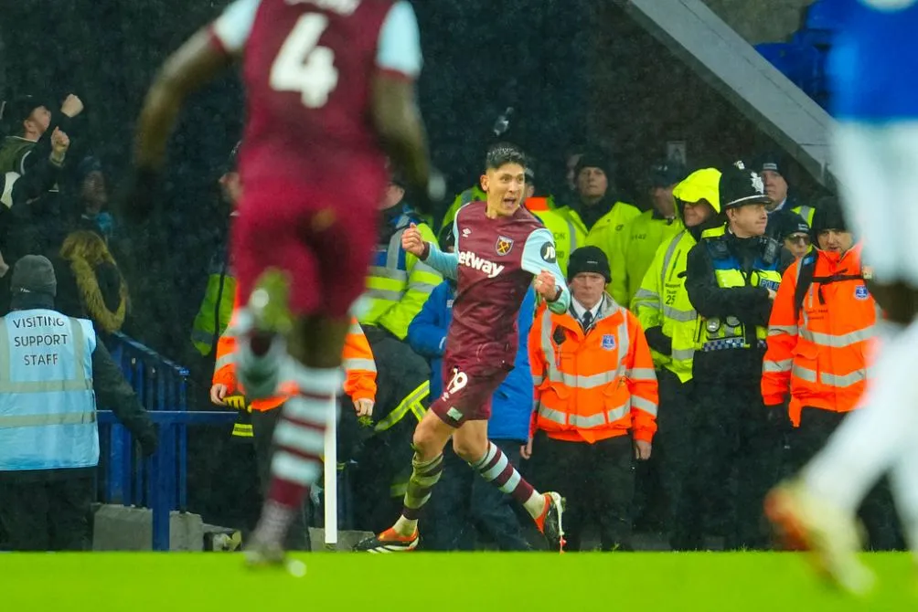 La celebración de Edson ante Everton