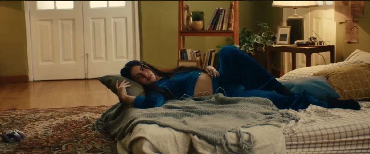 Captura de Pantalla YT: @natanaelcano777 Un nuevo éxito llega para el mexicano.