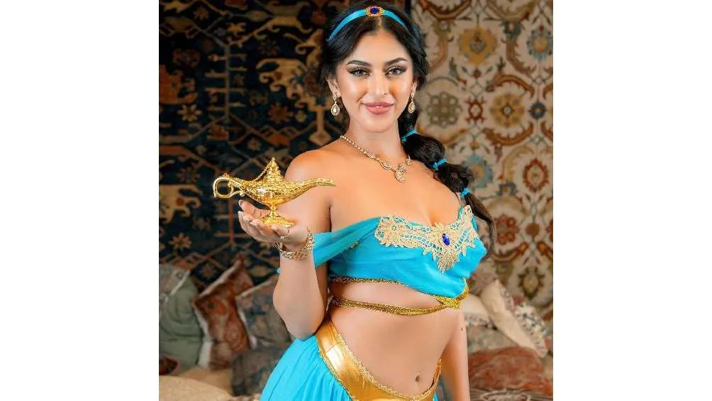 Sophia Leone fue encontrada inconsciente en su domicilio y luego murió en el hospital.