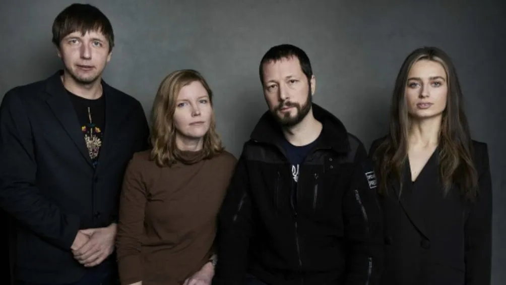 AP Mstyslav Chernov y su equipo de trabajo para su documental