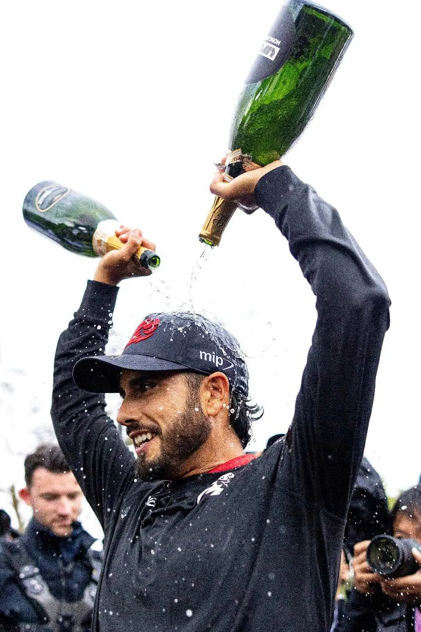 Abraham Ancer, golfista mexicano, se llevó la primera edición del torneo LIV Golf en Hong Kong